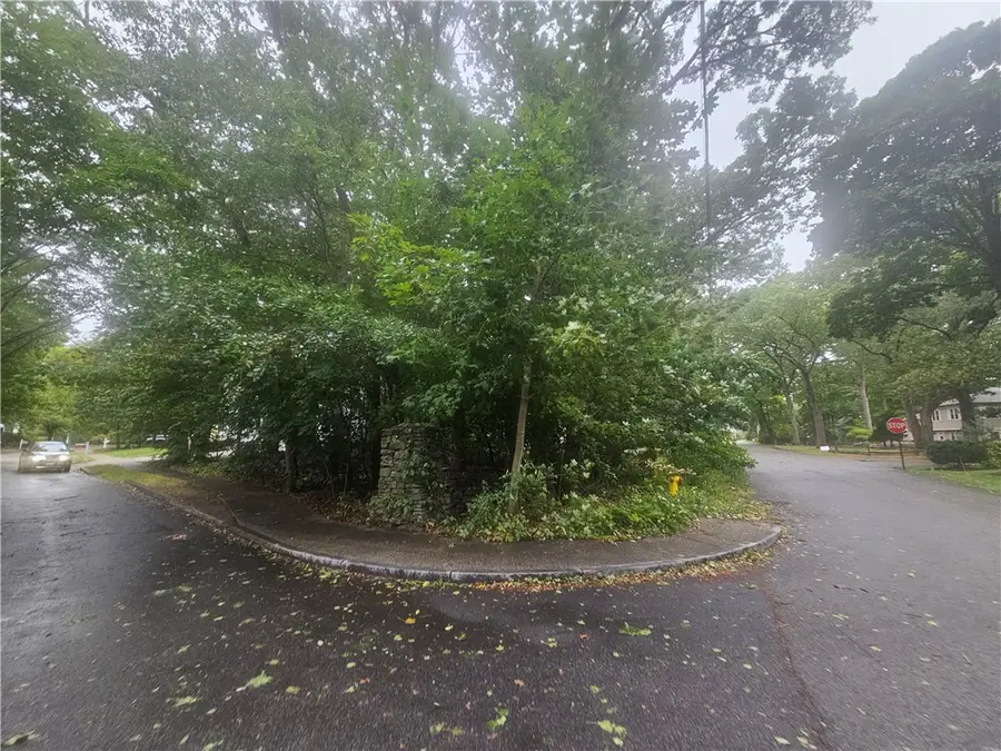 28 Morra Way, Rumford, RI 02916 - #3