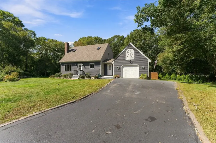 10 Erin Drive, South Kingstown, RI 02879 - #2