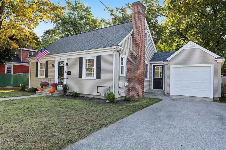 15 River Road, Lincoln, RI 02865 - #2