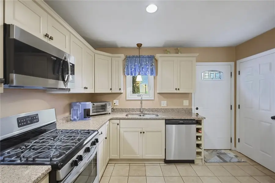 200 Cannon Street #107, Cranston, RI 02920 - #3