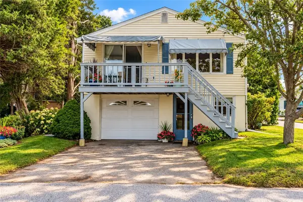 975 Anthony Road, Portsmouth, RI 02871