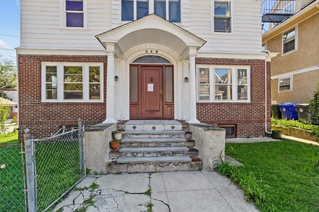 246 Lenox Avenue, Providence, RI 02907 - #1