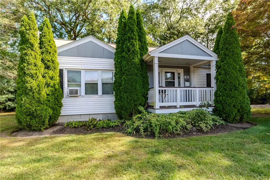 45 Glendale Drive, West Warwick, RI 02893 - #2