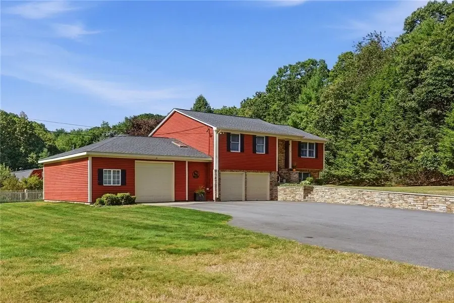 21 Wysteria Lane, Cumberland, RI 02864 - #3