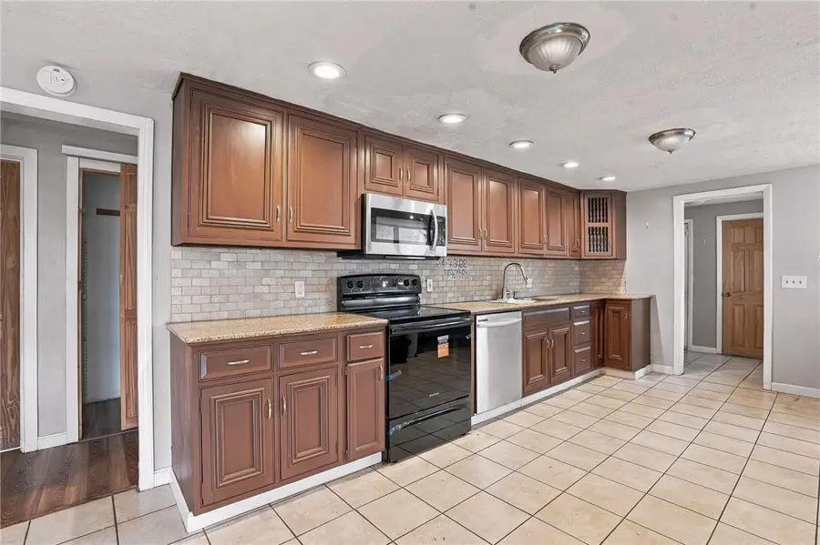 19 Cooper Street, North Providence, RI 02904 - #3