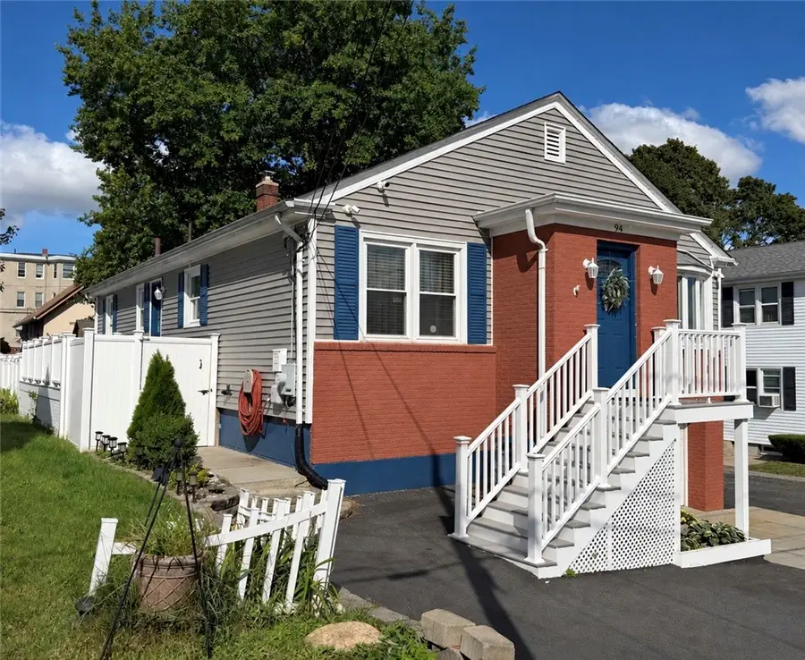 94 Gloucester Street, Providence, RI 02908 - #2