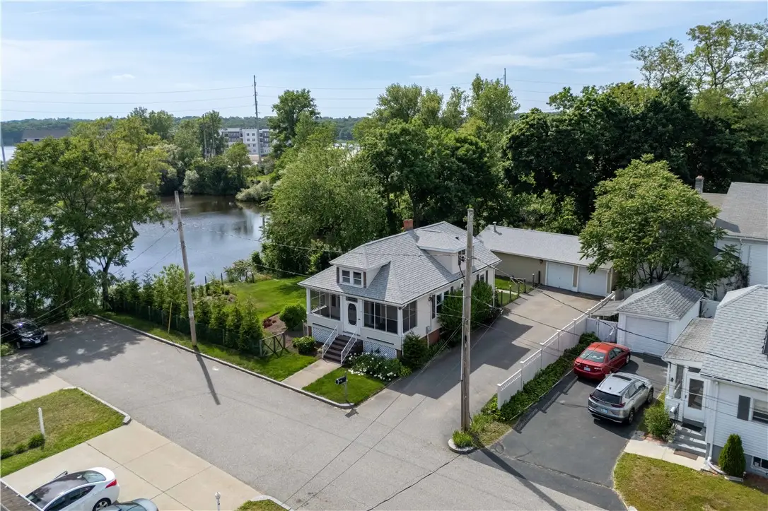 15 Omega Way, Rumford, RI 02916 - #1
