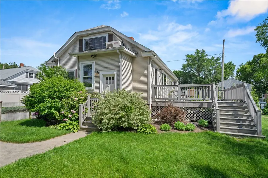 15 Omega Way, Rumford, RI 02916 - #3