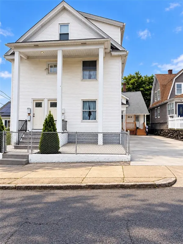 28 Englewood Avenue, Pawtucket, RI 02860