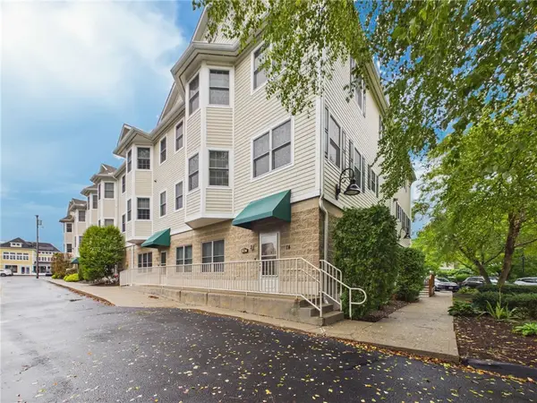 620 Main Street #14, East Greenwich, RI 02818