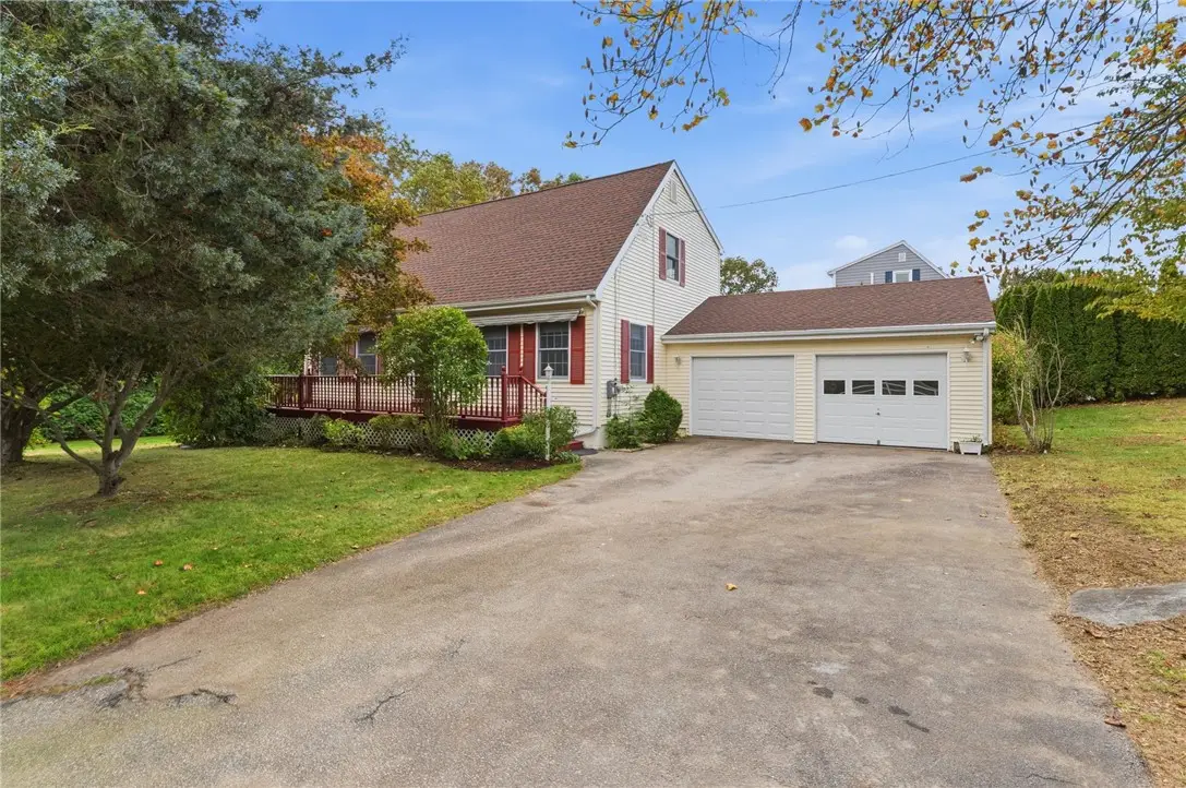 11 Eddy Drive, Westerly, RI 02891 - #1