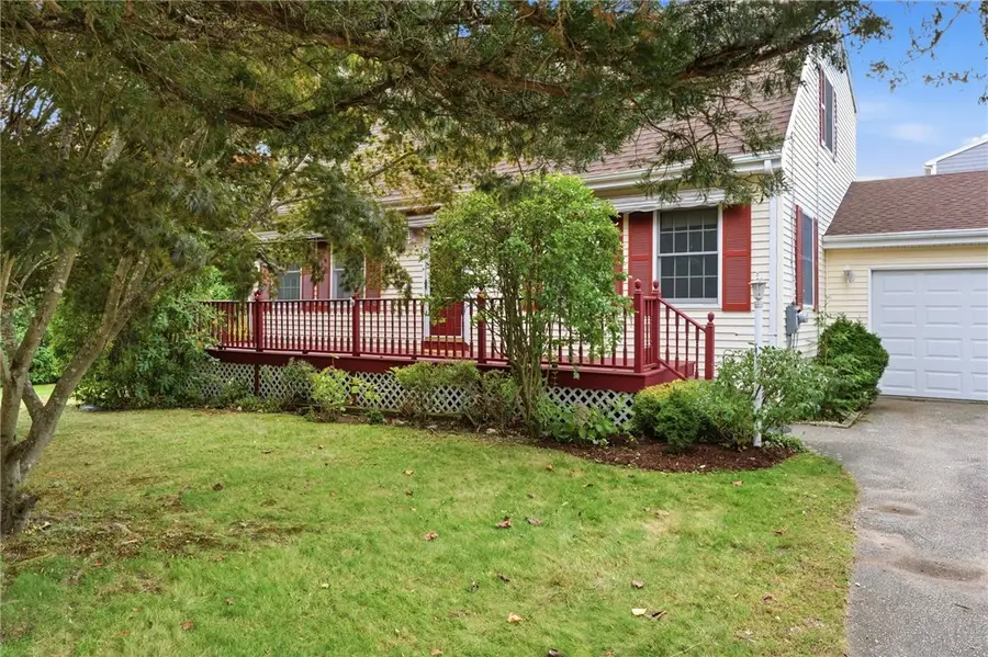 11 Eddy Drive, Westerly, RI 02891 - #3