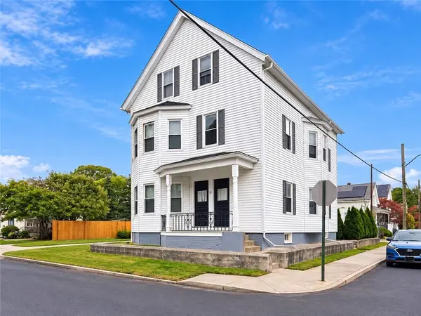 33 Governor Street, Cranston, RI 02920