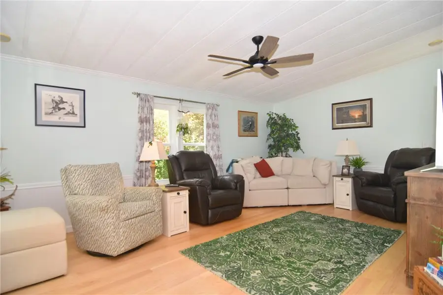 19 Healey Brook Court, South Kingstown, RI 02879 - #3