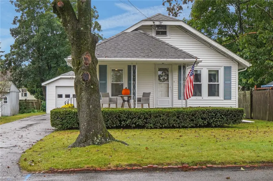 64 Crest Avenue, Warwick, RI 02886 - #3