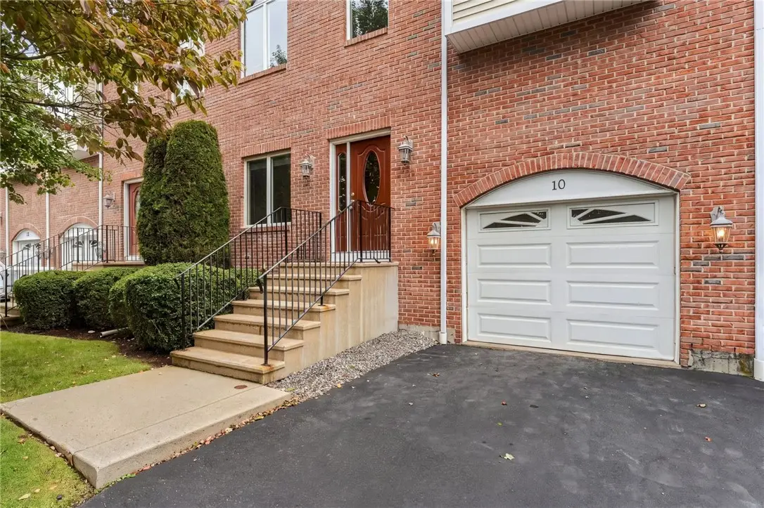 131 Fruit Hill Avenue #10, Providence, RI 02911 - #1