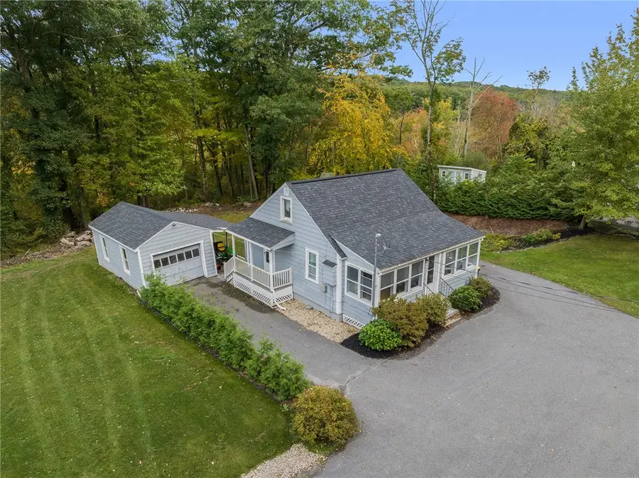 439 Farnum Pike, Smithfield, RI 02917 - #2