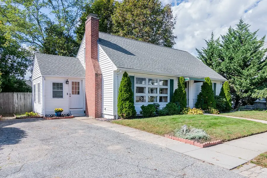 117 Forest Avenue, Cranston, RI 02910 - #2