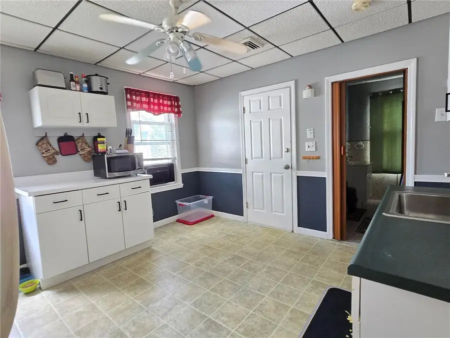 33 Winthrop Avenue, Pawtucket, RI 02861 - #3