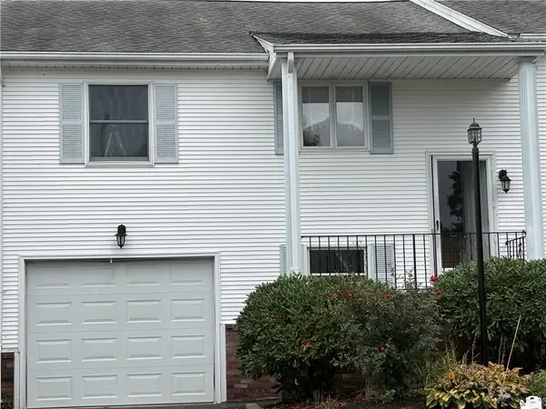 26 Scenery Lane, Johnston, RI 02919