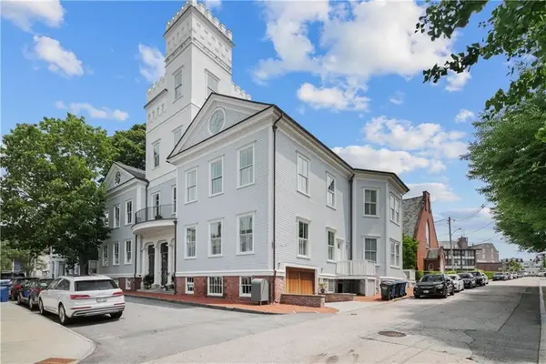 50 School Street #8, Newport, RI 02840