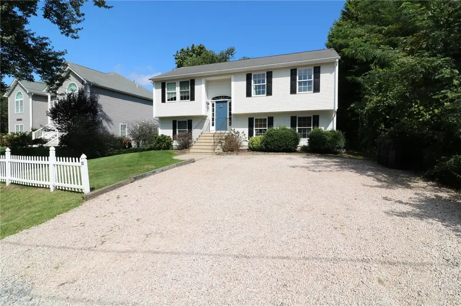 22 Fairway Drive, Narragansett, RI 02882 - #2