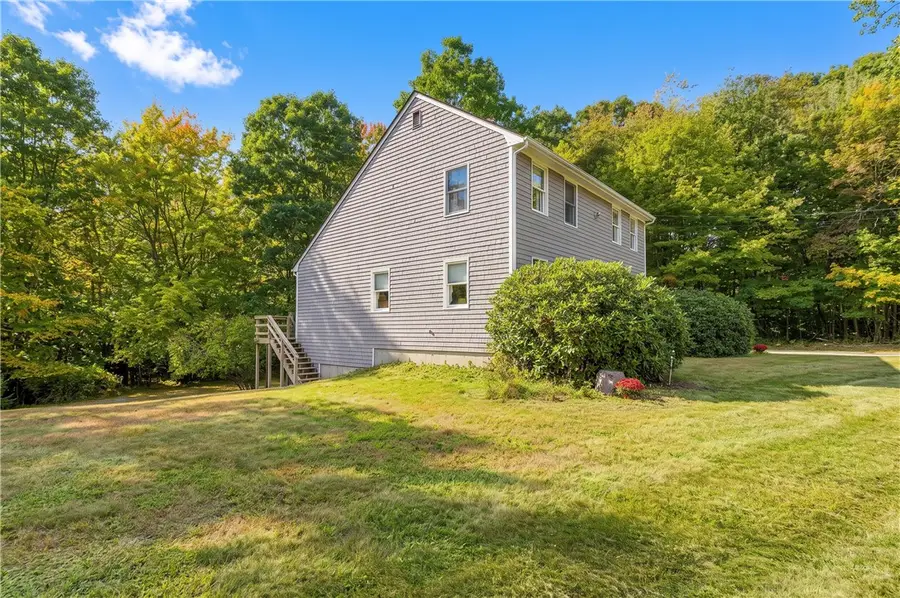510 Maureen Circle, Burrillville, RI 02839 - #3