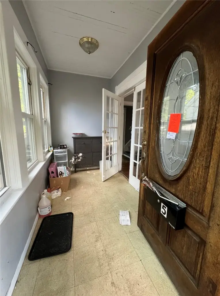 5 S Larchmont Street, North Providence, RI 02911 - #2
