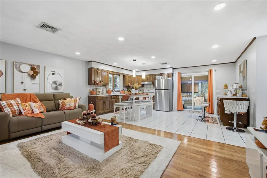 68 Virginia Lane, Providence, RI 02908 - #2