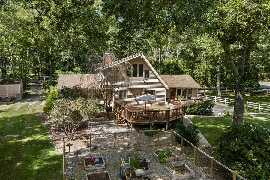 40 Moosehorn Road, East Greenwich, RI 02818 - #3