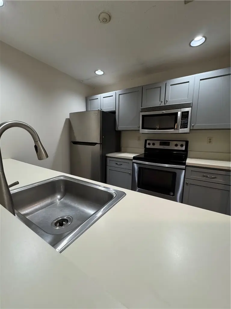 3524 West Shore Road #807, Warwick, RI 02886 - #2