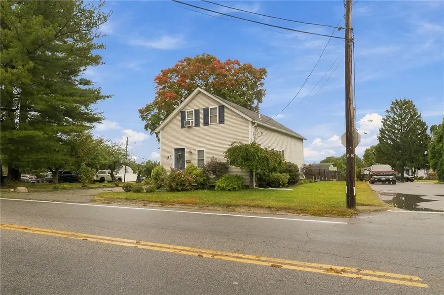 453 Greenville Avenue, Johnston, RI 02919 - #3