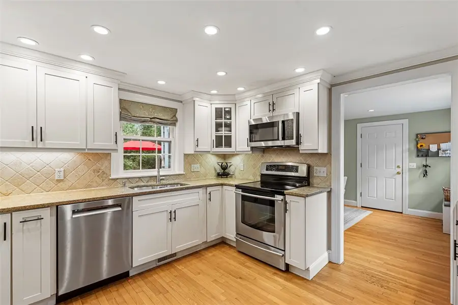 3 Jenks Garden Lane, Barrington, RI 02806 - #3