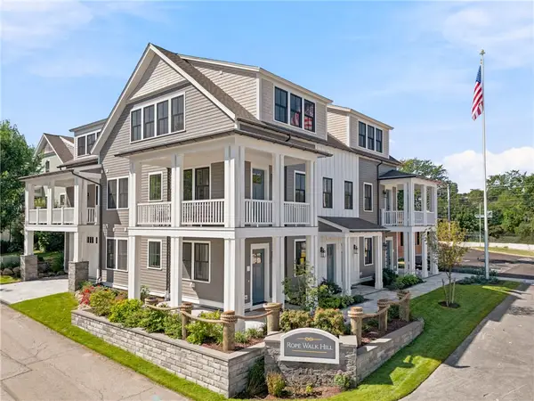 67 Queen Street #5C, East Greenwich, RI 02818