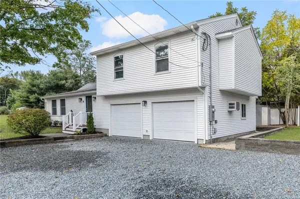 34 Mount View Avenue, North Kingstown, RI 02852