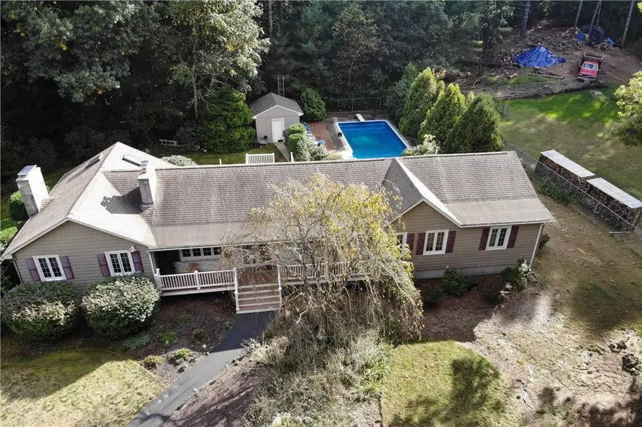 42 Pine Tree Lane, West Greenwich, RI 02817 - #3