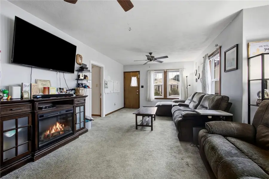 48 Ash Street, Pawtucket, RI 02860 - #3