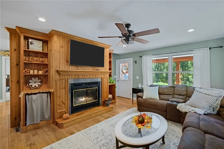 71 Mount Hygeia Road, Foster, RI 02825 - #3