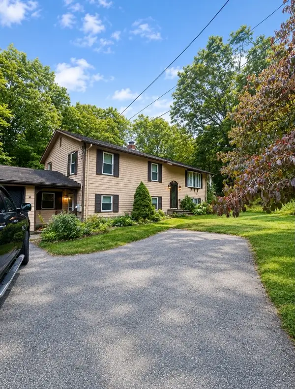 24 Langlais Drive, Scituate, RI 02831