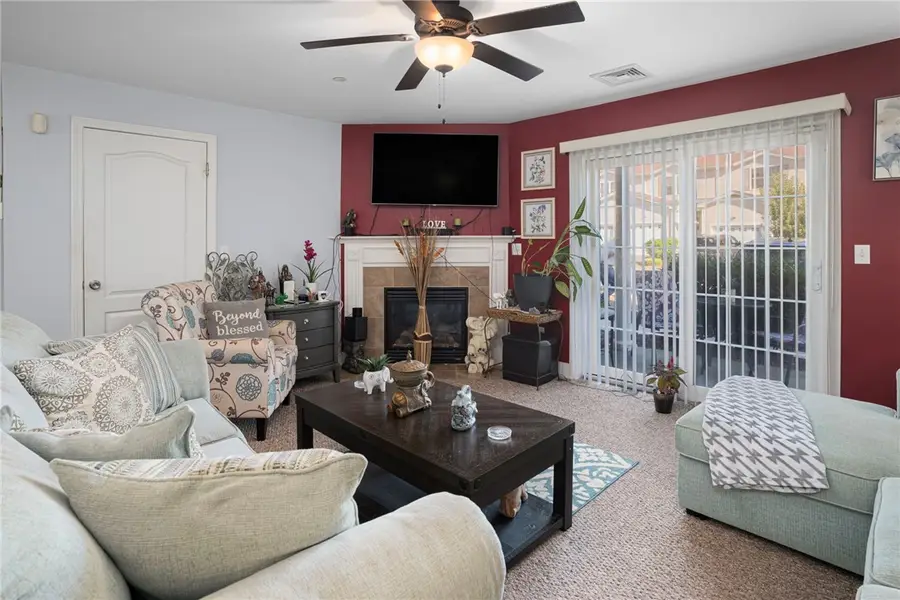 1 Gray Coach Lane #101, Cranston, RI 02921 - #2