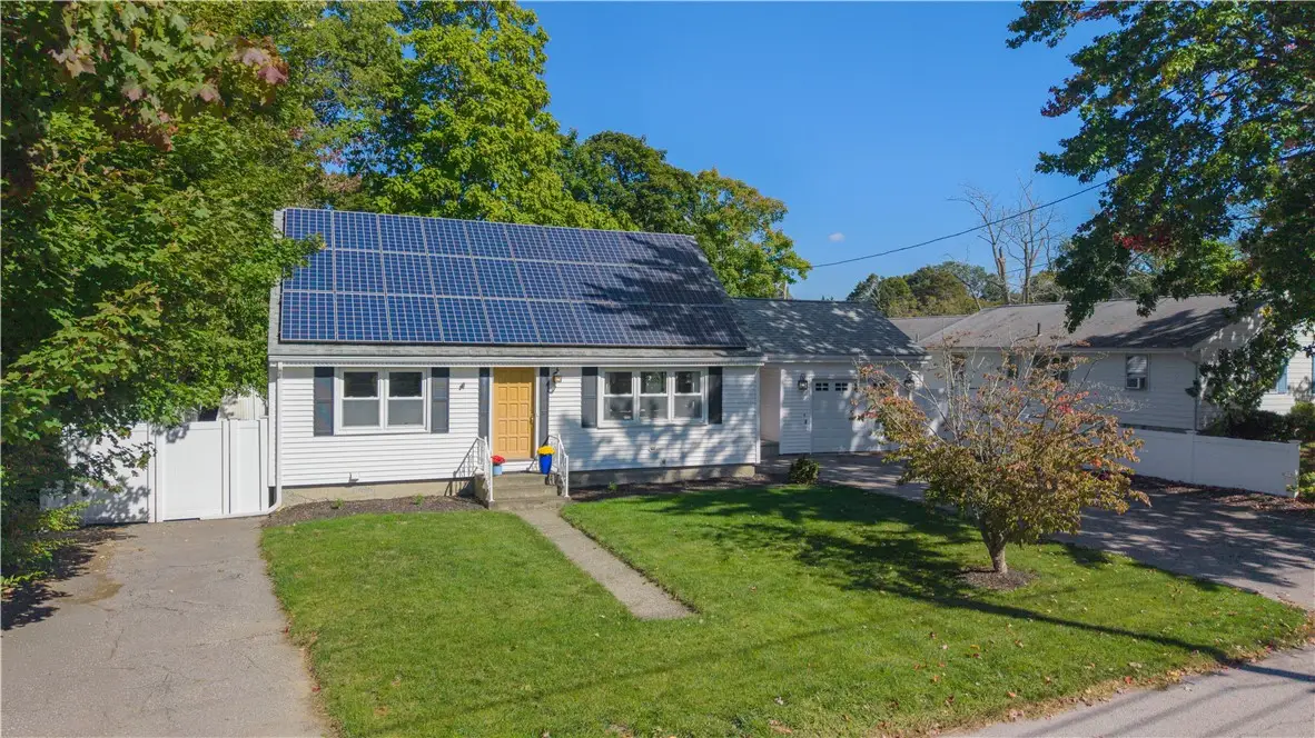 20 Kinnicutt Avenue, Warren, RI 02885 - #1