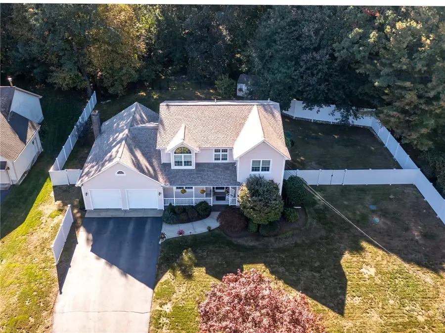 87 Bakewell Court, Cranston, RI 02921 - #2