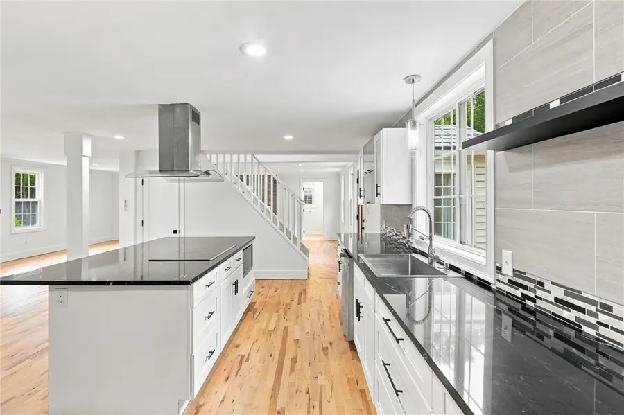 2 Border Street, West Warwick, RI 02893 - #3