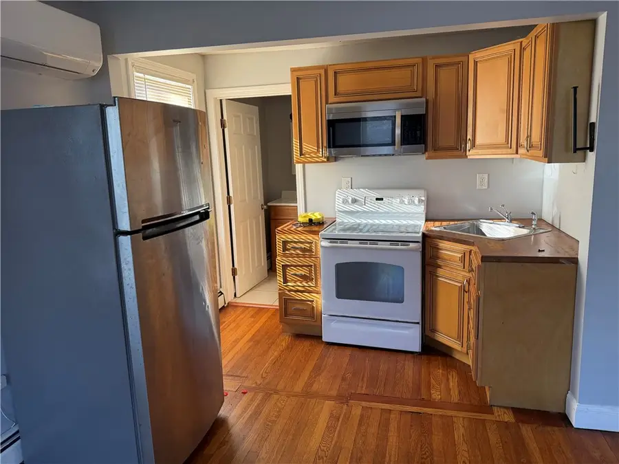 319 Admiral Street, Providence, RI 02908 - #3