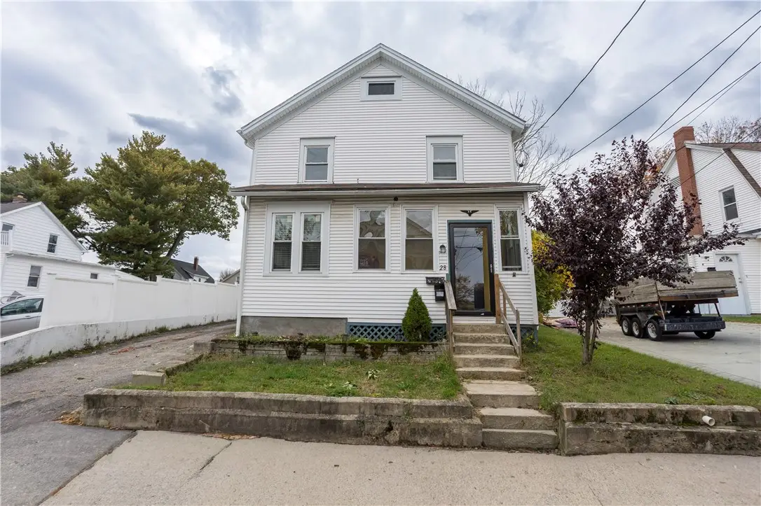 28 Yorkshire Street, Providence, RI 02908 - #1