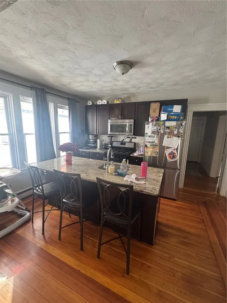 81 Radcliffe Avenue, Providence, RI 02908 - #3