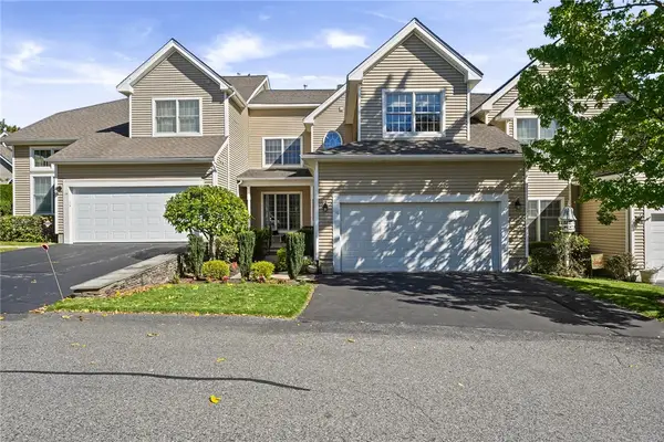 16 Starling Way, West Warwick, RI 02893