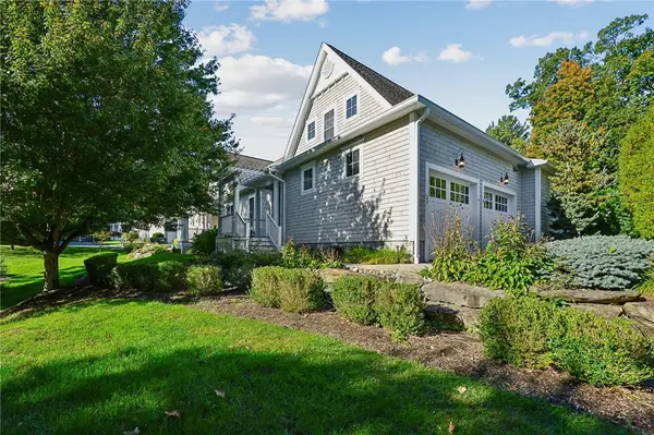 35 West Cove Drive #35, North Kingstown, RI 02852