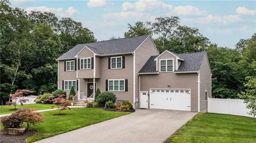 8 Winterberry Road, Lincoln, RI 02865 - #2