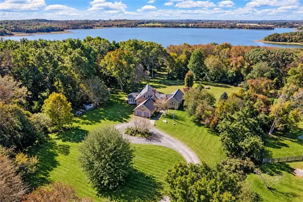 51 Burchard Avenue, Little Compton, RI 02837